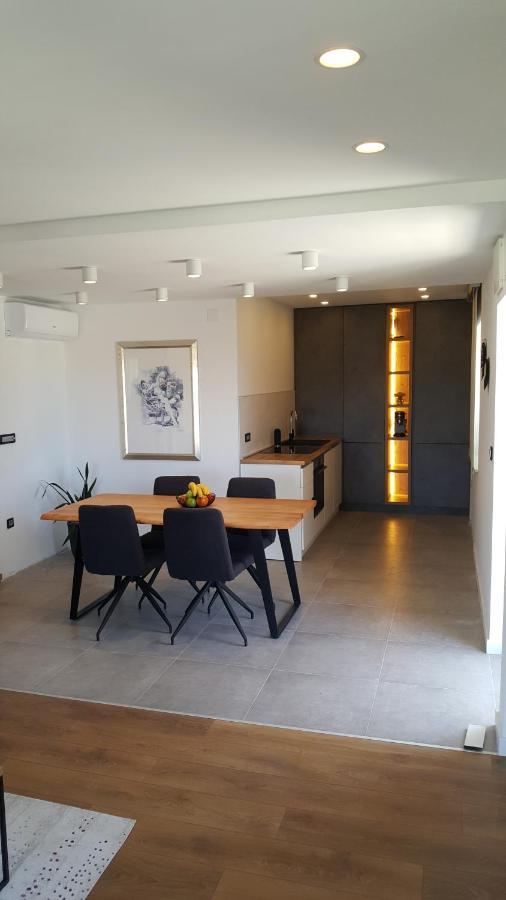 Sunce Apartman Primošten Kültér fotó